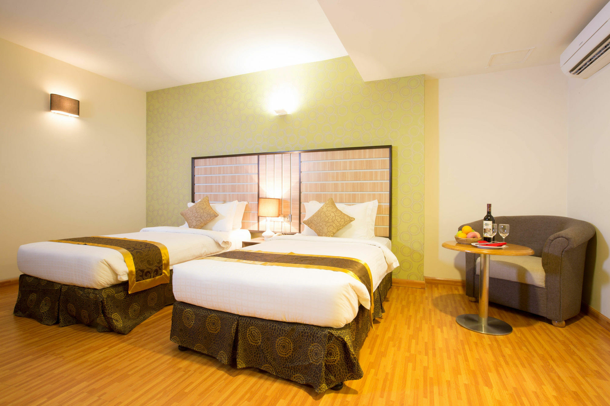 Uptown Hotel Γιανγκόν Εξωτερικό φωτογραφία