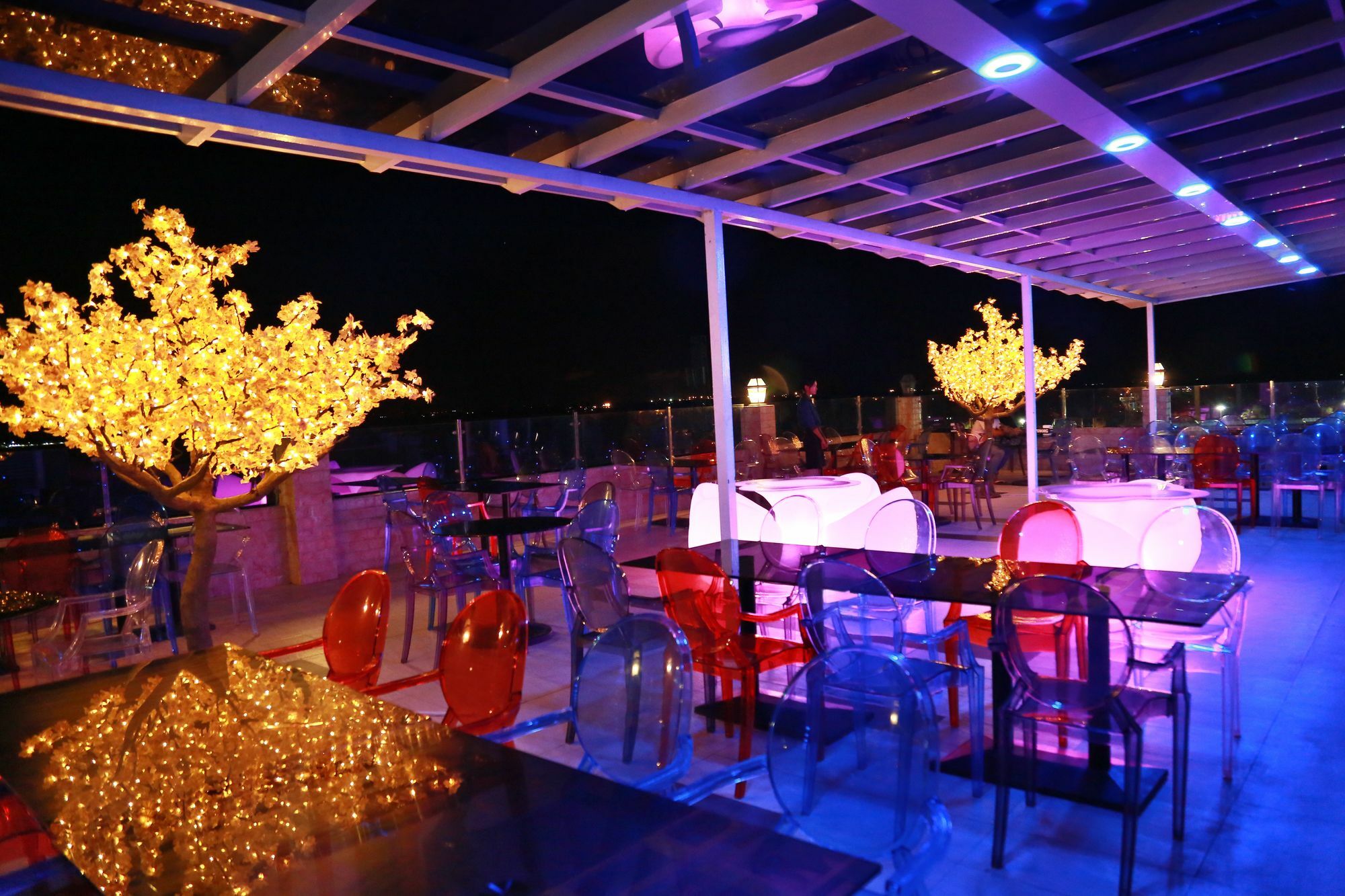 Uptown Hotel Γιανγκόν Εξωτερικό φωτογραφία
